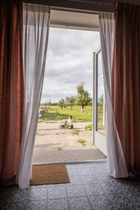 De Kaasmakerij - Ruim Vakantiehuisje Op Huize Blokland Hem Екстериор снимка