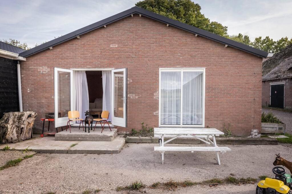 De Kaasmakerij - Ruim Vakantiehuisje Op Huize Blokland Hem Екстериор снимка